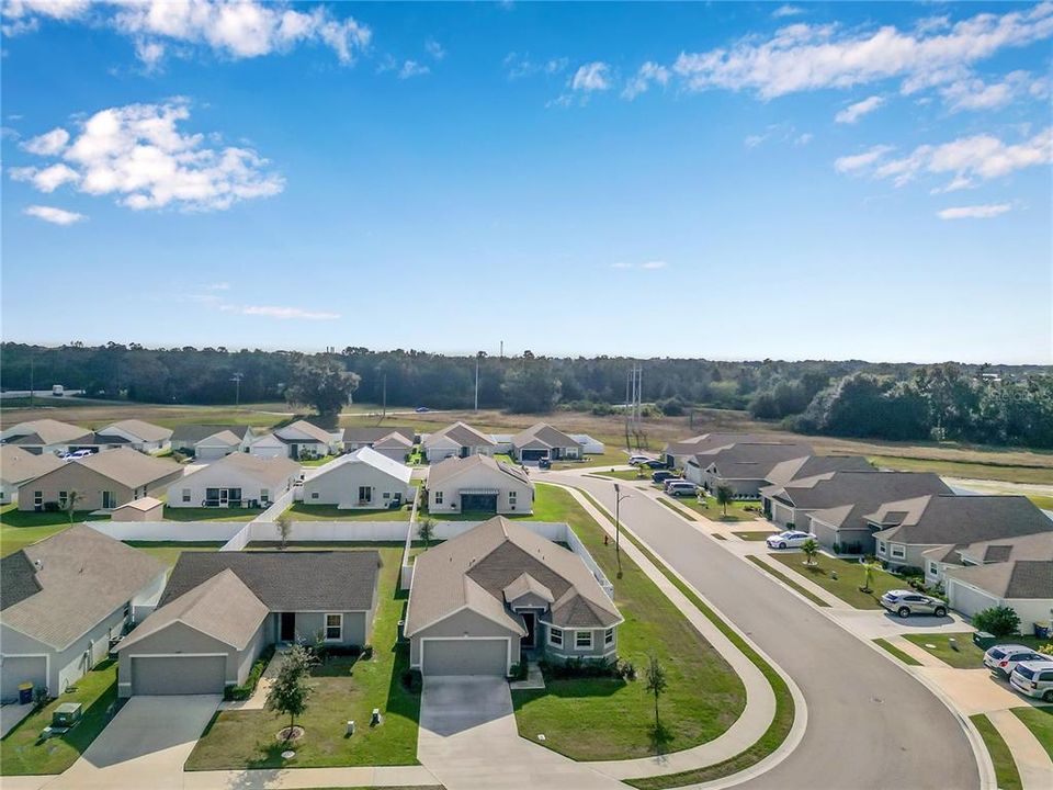 For Sale: $340,000 (3 beds, 2 baths, 1391 Square Feet)