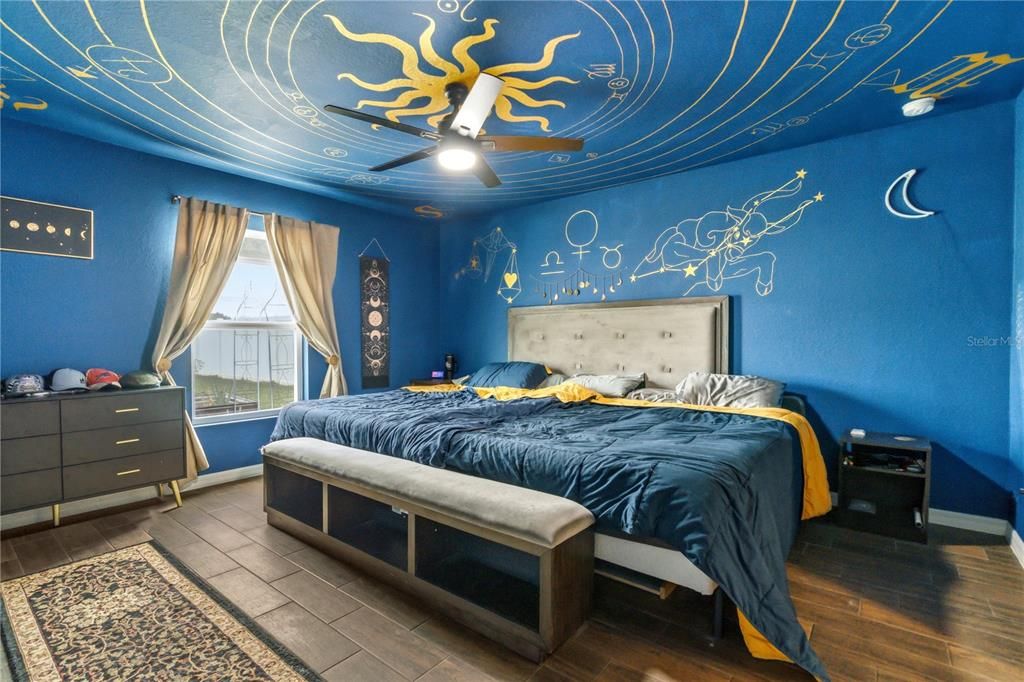 For Sale: $340,000 (3 beds, 2 baths, 1391 Square Feet)