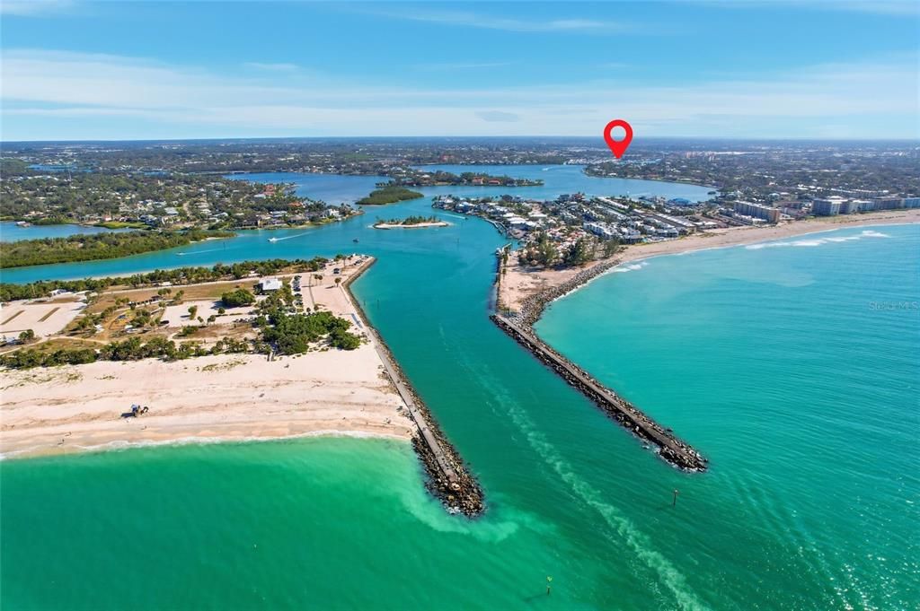 На продажу: $165,000 (0.08 acres)