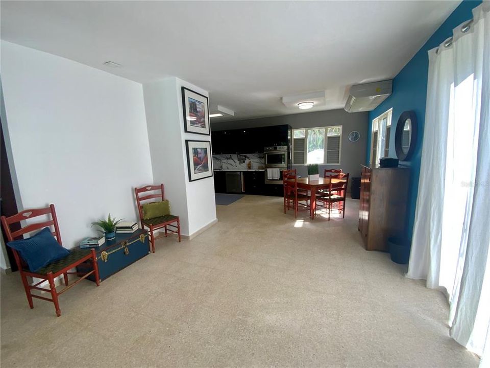 На продажу: $650,000 (4 спален, 2 ванн, 2700 Квадратных фут)