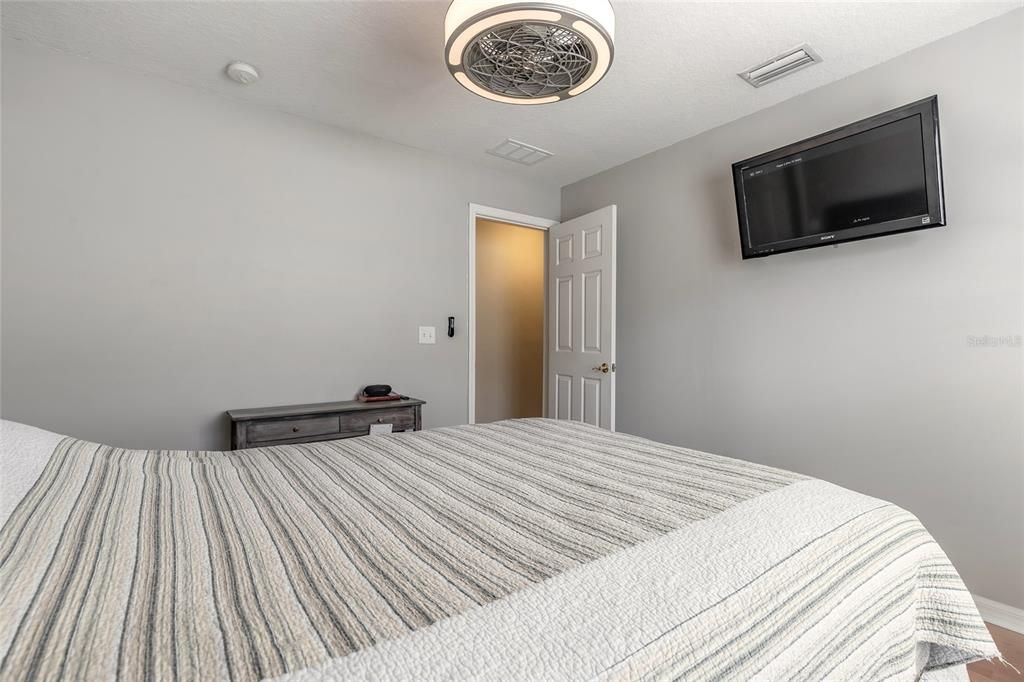 待售: $569,900 (5 贝兹, 3 浴室, 2867 平方英尺)