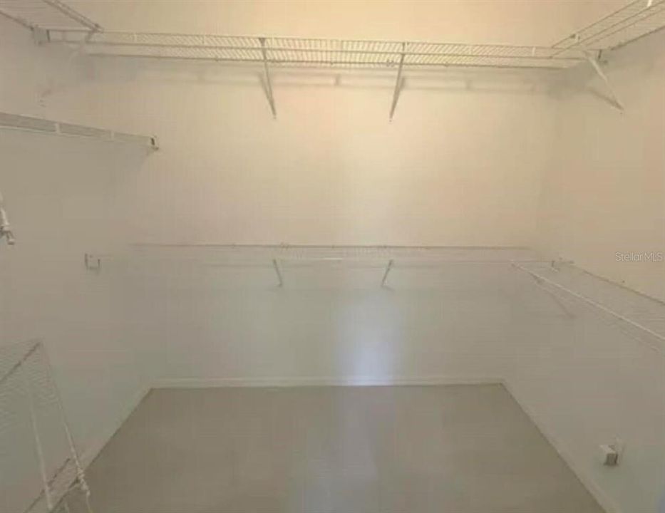 For Sale: $429,900 (3 beds, 2 baths, 1735 Square Feet)