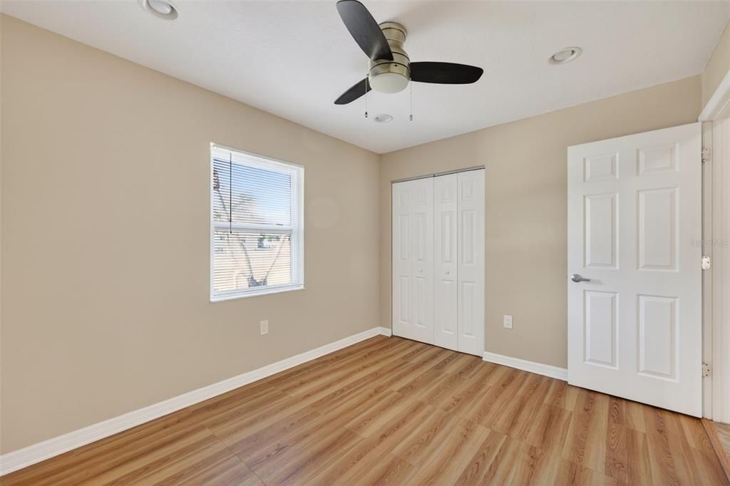 For Sale: $369,900 (3 beds, 2 baths, 1401 Square Feet)