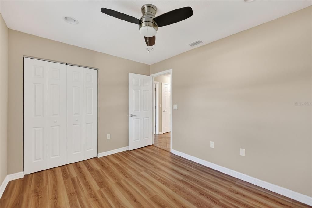 For Sale: $369,900 (3 beds, 2 baths, 1401 Square Feet)