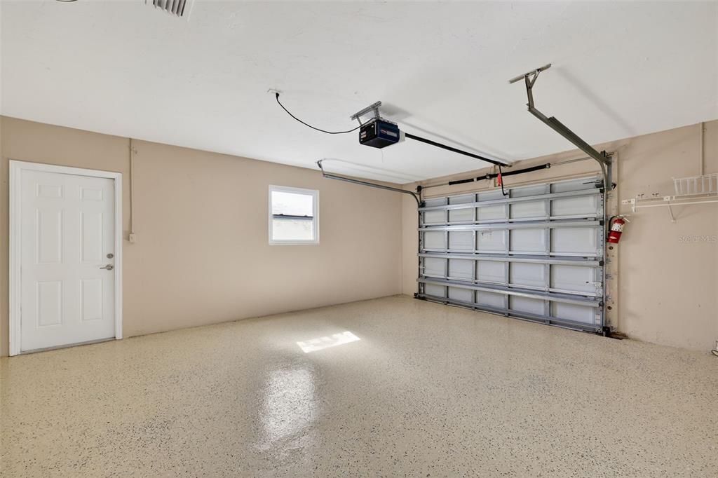 For Sale: $369,900 (3 beds, 2 baths, 1401 Square Feet)