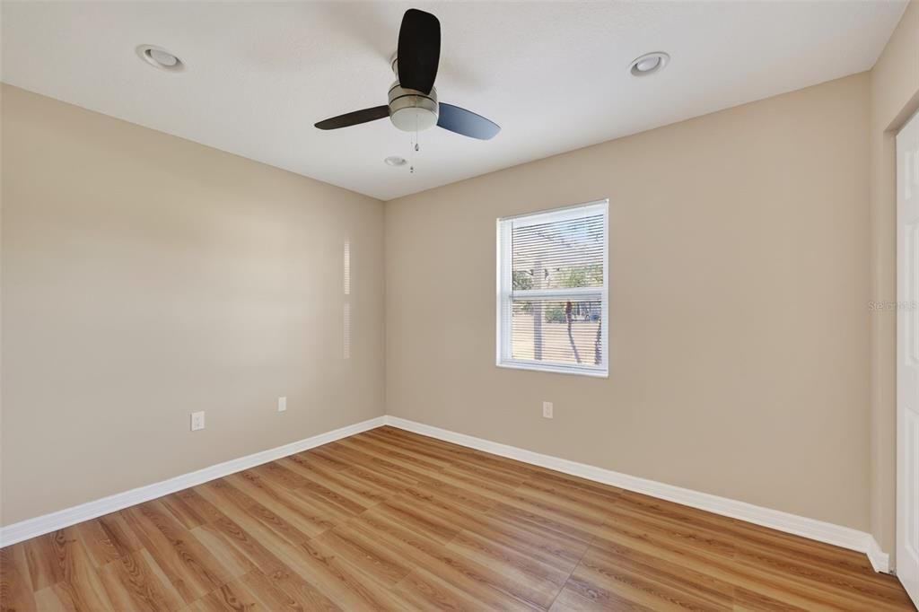 For Sale: $369,900 (3 beds, 2 baths, 1401 Square Feet)