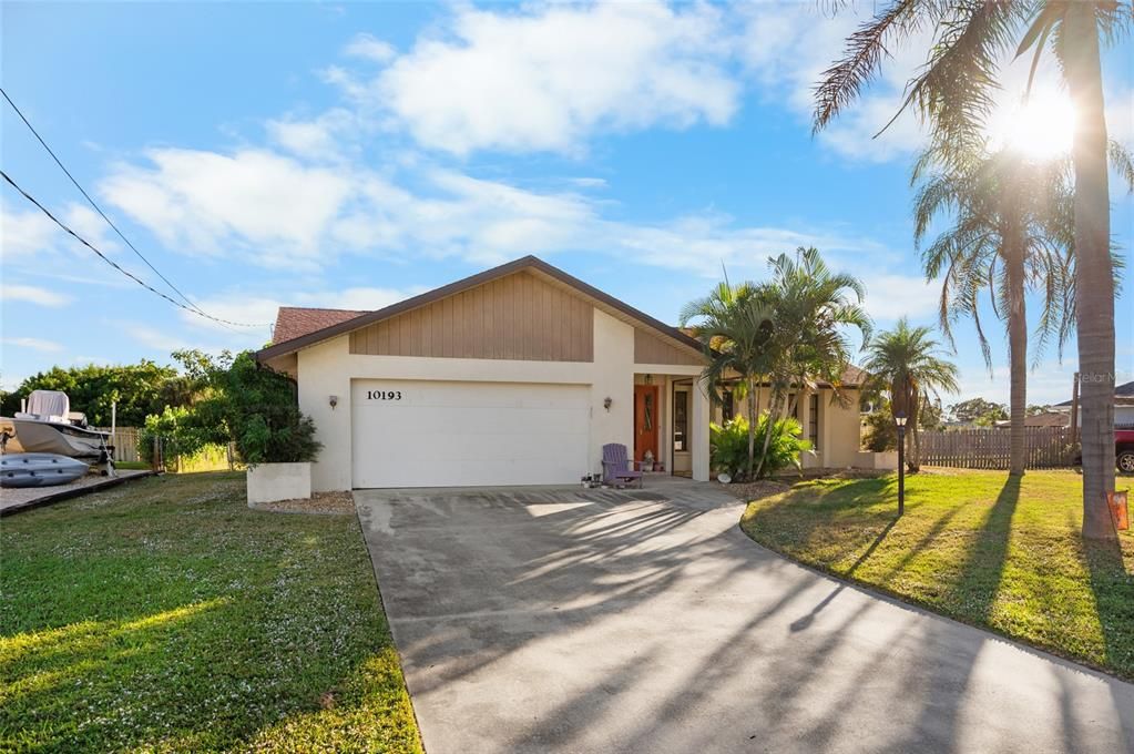 En Venta: $248,000 (2 camas, 2 baños, 1424 Pies cuadrados)