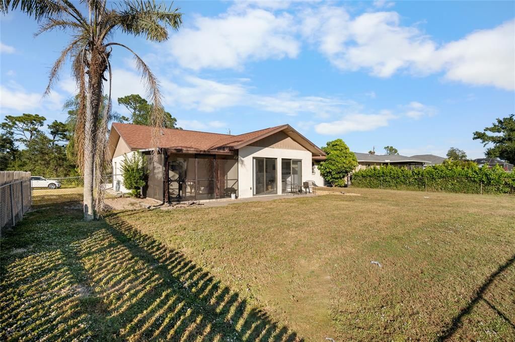 En Venta: $248,000 (2 camas, 2 baños, 1424 Pies cuadrados)