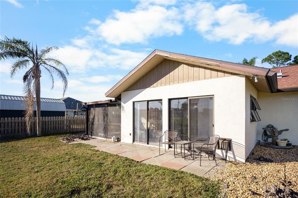 En Venta: $248,000 (2 camas, 2 baños, 1424 Pies cuadrados)