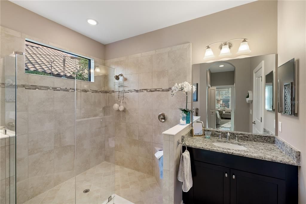 En Venta: $750,000 (2 camas, 2 baños, 1889 Pies cuadrados)