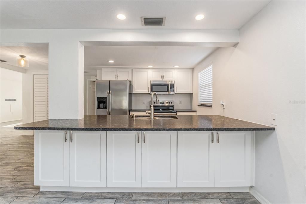 En Venta: $290,000 (2 camas, 2 baños, 1454 Pies cuadrados)