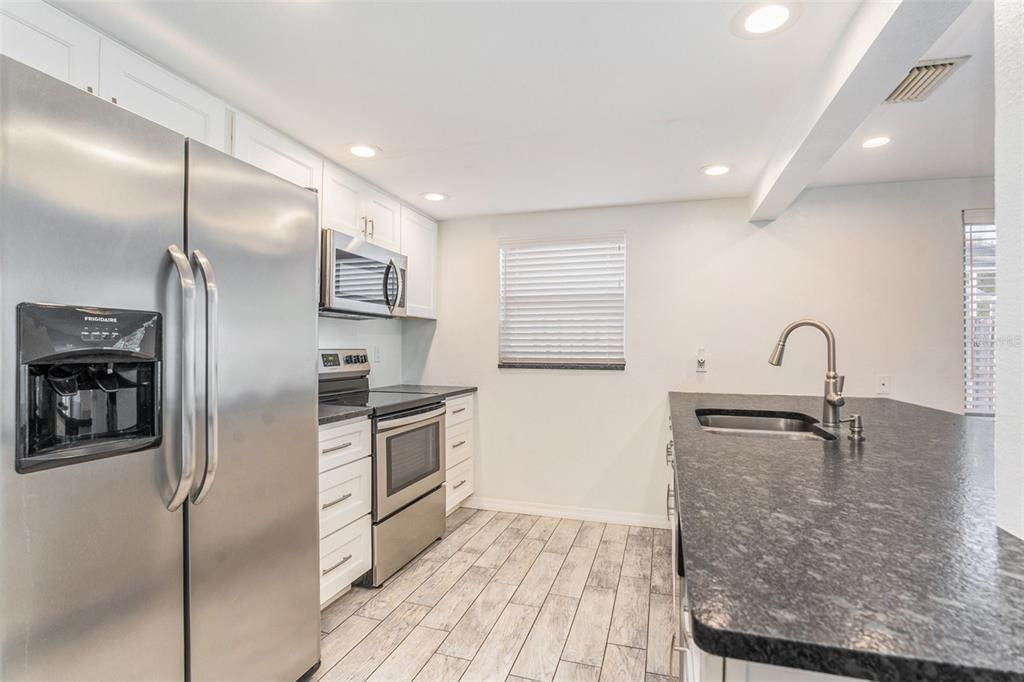 En Venta: $290,000 (2 camas, 2 baños, 1454 Pies cuadrados)