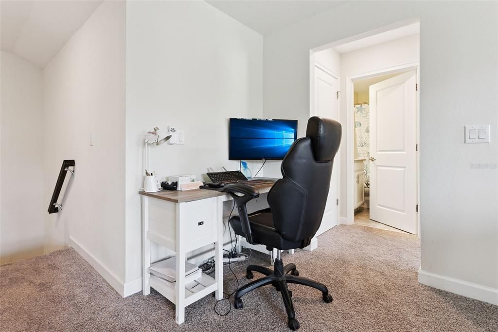 На продажу: $660,000 (4 спален, 3 ванн, 3250 Квадратных фут)