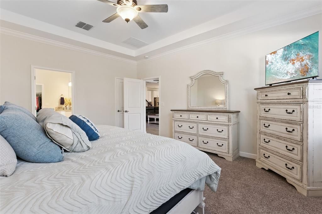 На продажу: $660,000 (4 спален, 3 ванн, 3250 Квадратных фут)