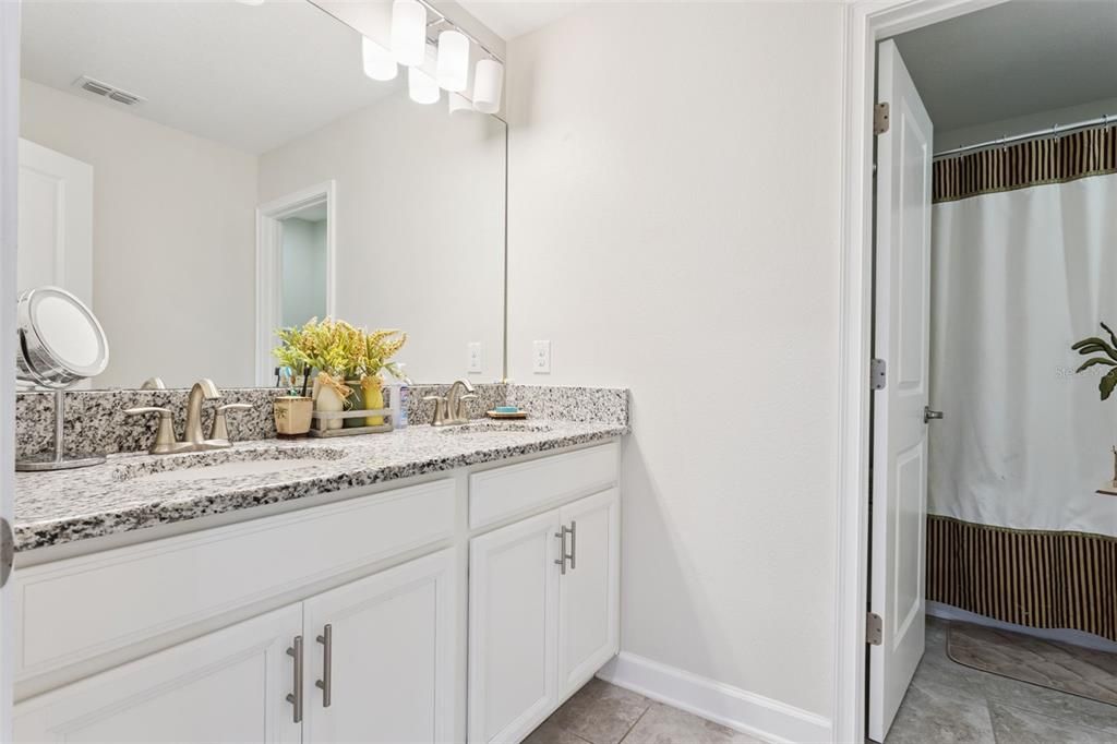 На продажу: $660,000 (4 спален, 3 ванн, 3250 Квадратных фут)