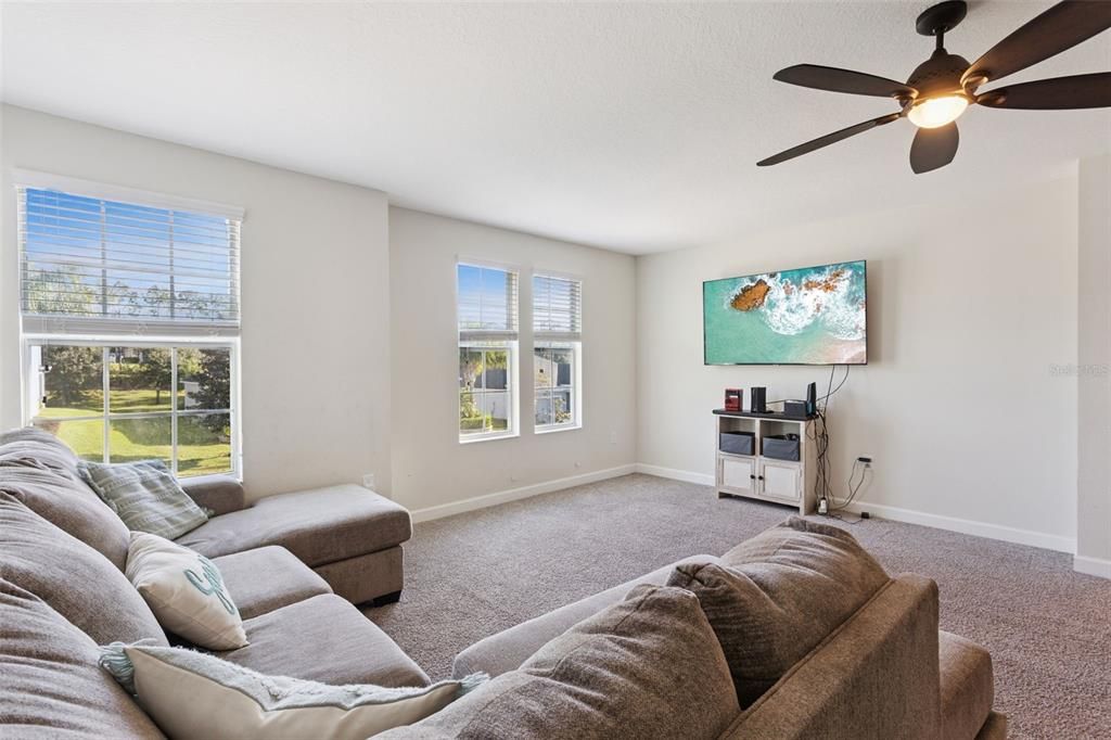 На продажу: $660,000 (4 спален, 3 ванн, 3250 Квадратных фут)