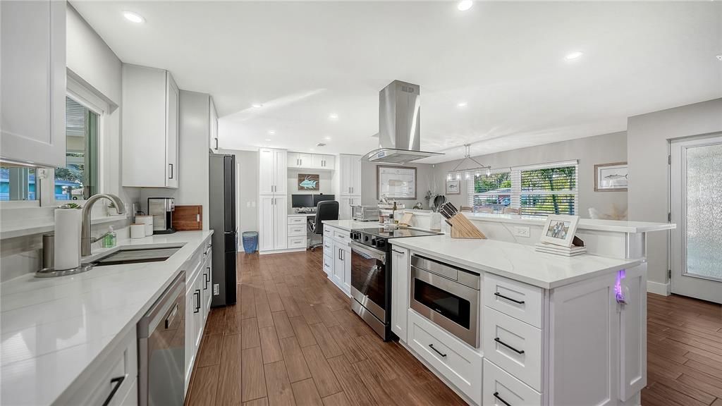 En Venta: $630,000 (3 camas, 2 baños, 1663 Pies cuadrados)