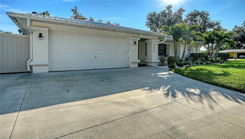 En Venta: $630,000 (3 camas, 2 baños, 1663 Pies cuadrados)