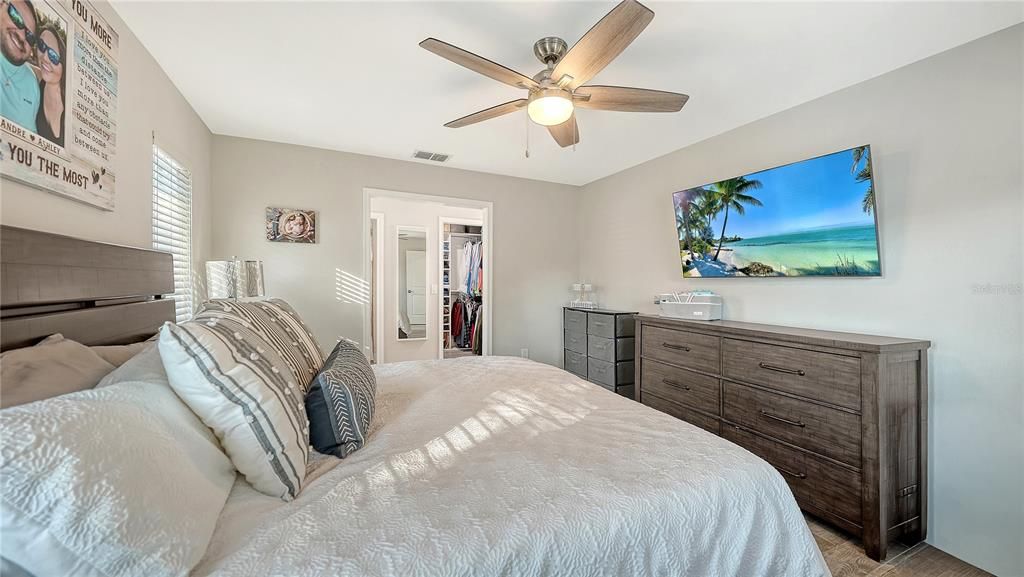 En Venta: $630,000 (3 camas, 2 baños, 1663 Pies cuadrados)