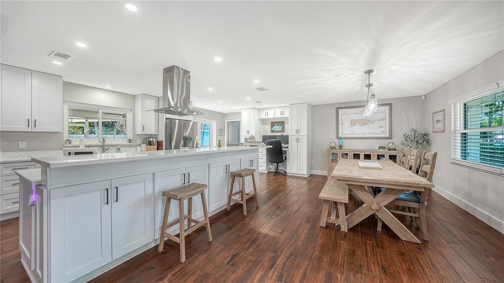 En Venta: $630,000 (3 camas, 2 baños, 1663 Pies cuadrados)