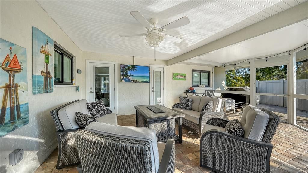 En Venta: $630,000 (3 camas, 2 baños, 1663 Pies cuadrados)