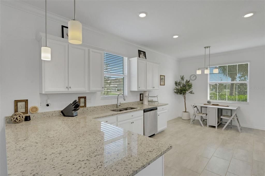 待售: $399,900 (3 贝兹, 2 浴室, 1670 平方英尺)