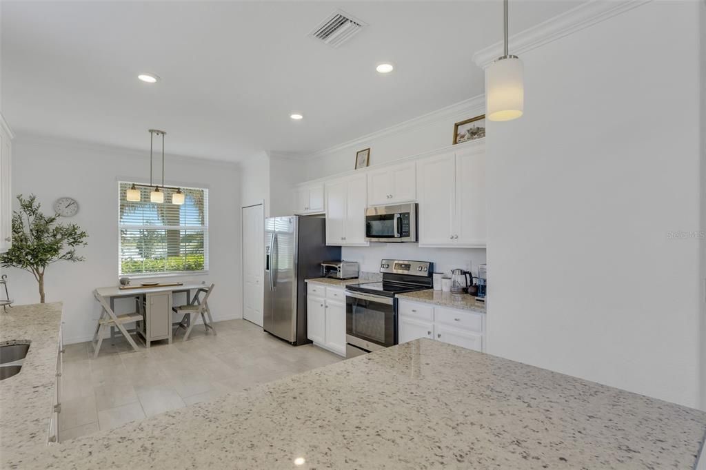 待售: $399,900 (3 贝兹, 2 浴室, 1670 平方英尺)