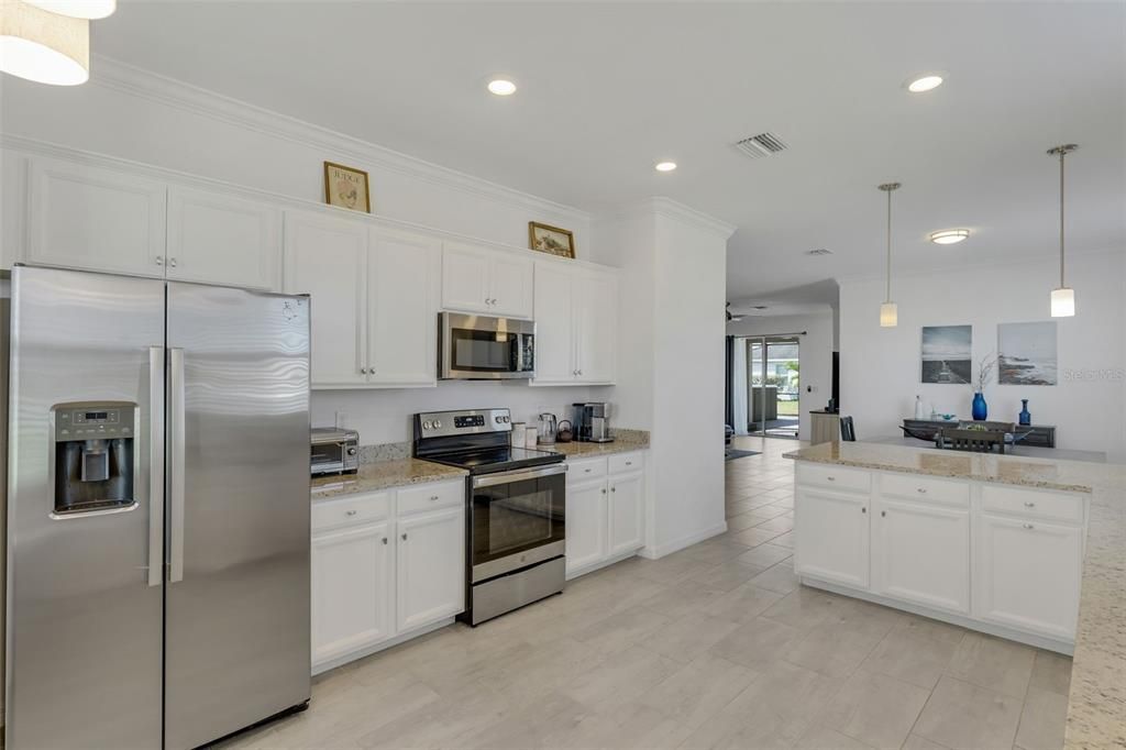 待售: $399,900 (3 贝兹, 2 浴室, 1670 平方英尺)