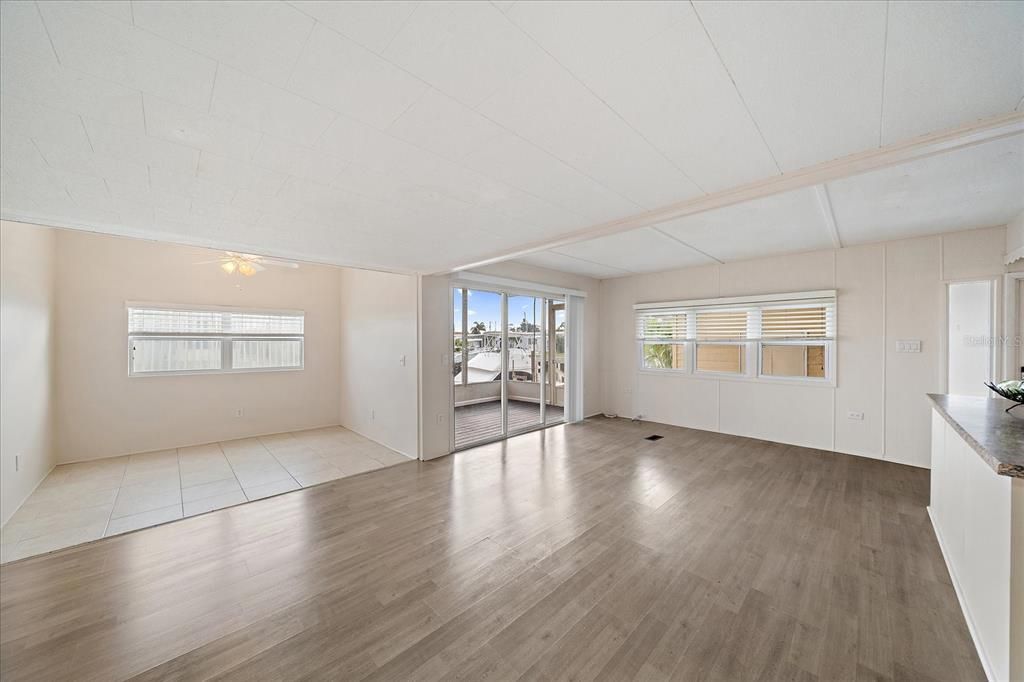 En Venta: $215,000 (2 camas, 2 baños, 552 Pies cuadrados)