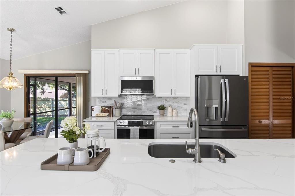 For Sale: $488,900 (3 beds, 2 baths, 1820 Square Feet)