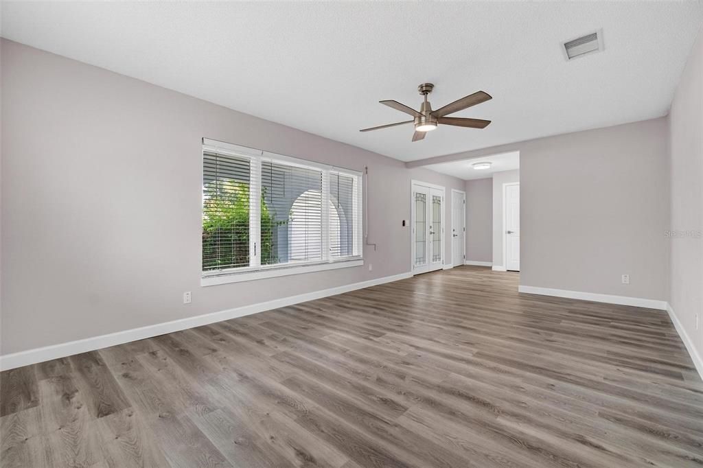 出租: $3,500 (3 贝兹, 2 浴室, 1422 平方英尺)