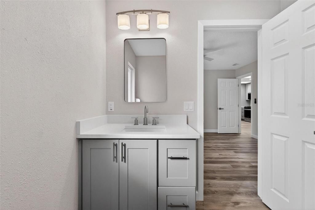 出租: $3,500 (3 贝兹, 2 浴室, 1422 平方英尺)