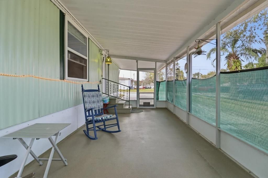 待售: $159,000 (2 贝兹, 2 浴室, 924 平方英尺)