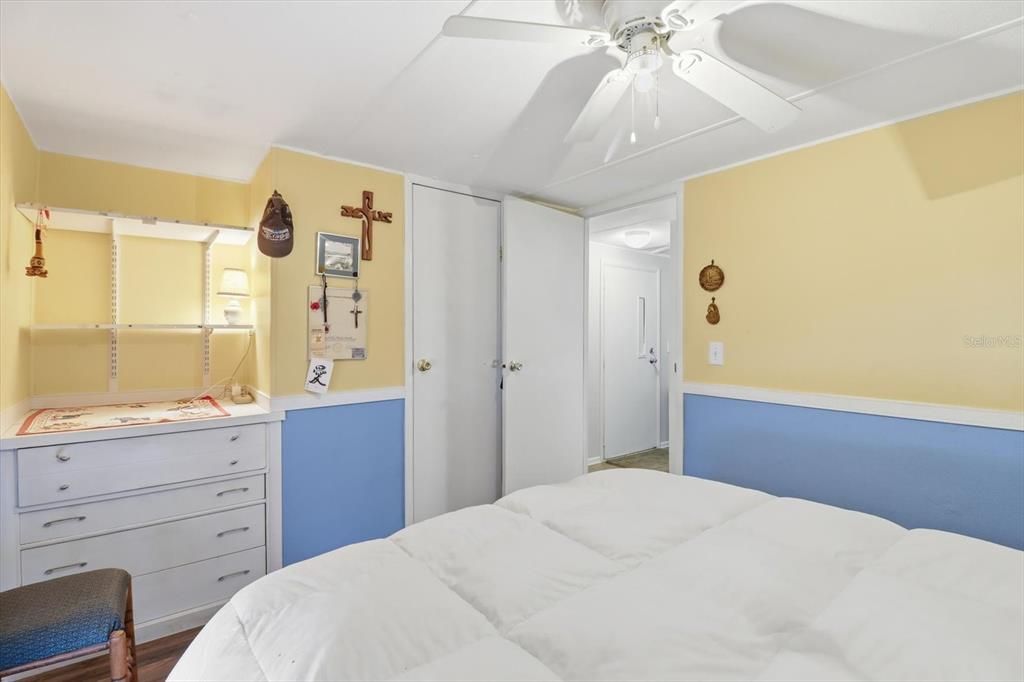 待售: $159,000 (2 贝兹, 2 浴室, 924 平方英尺)