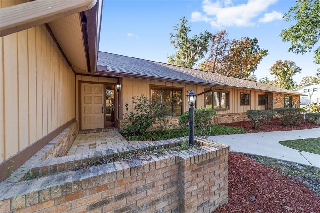 На продажу: $622,400 (4 спален, 2 ванн, 3562 Квадратных фут)