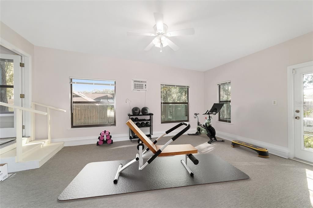 На продажу: $622,400 (4 спален, 2 ванн, 3562 Квадратных фут)