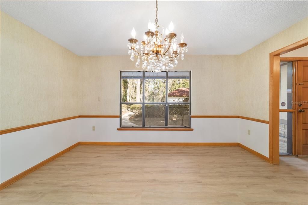 На продажу: $622,400 (4 спален, 2 ванн, 3562 Квадратных фут)