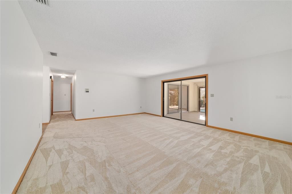 На продажу: $622,400 (4 спален, 2 ванн, 3562 Квадратных фут)