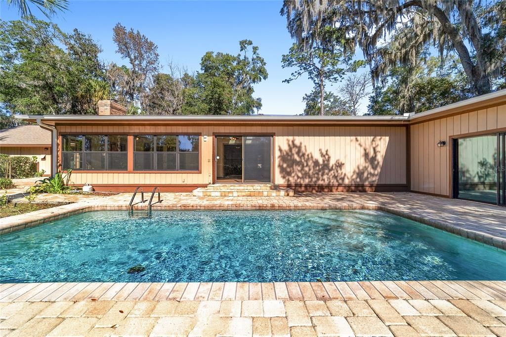 На продажу: $622,400 (4 спален, 2 ванн, 3562 Квадратных фут)