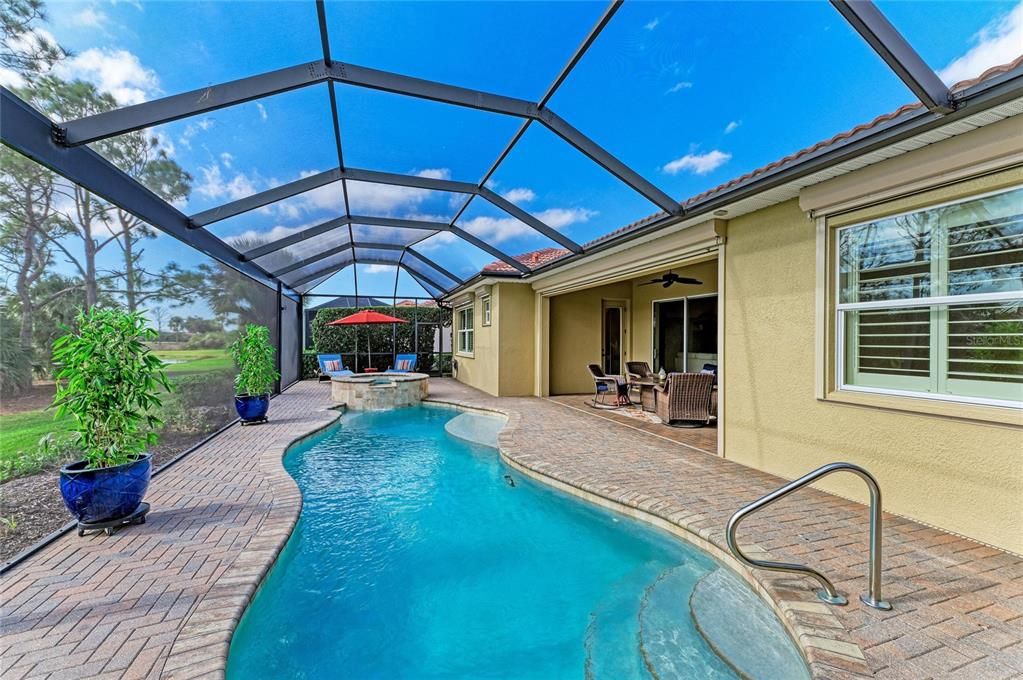 На продажу: $825,000 (4 спален, 3 ванн, 2649 Квадратных фут)