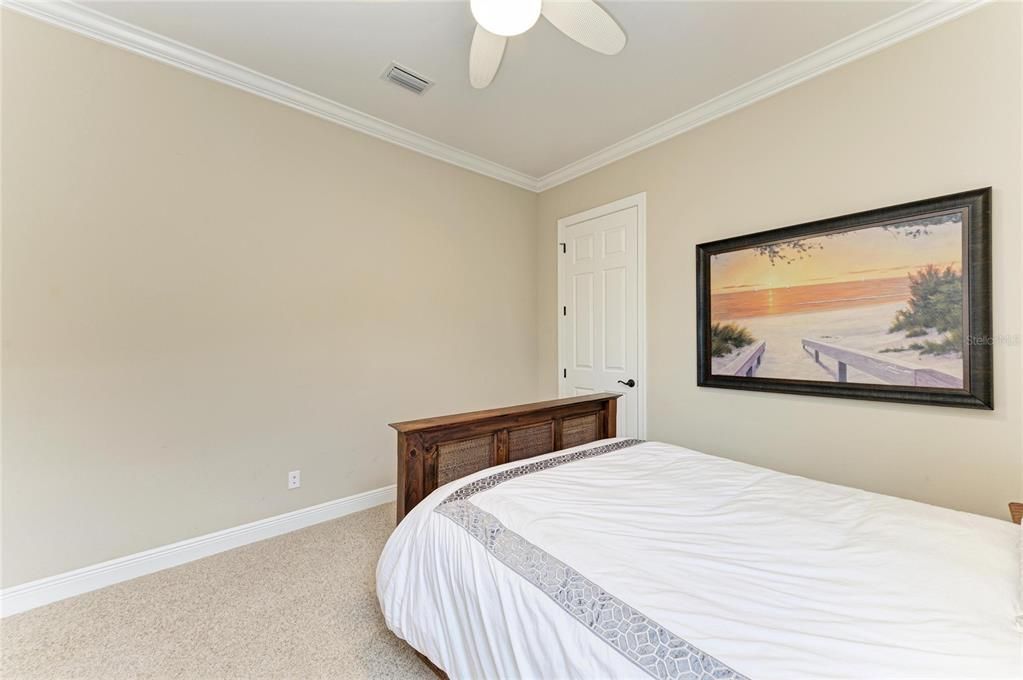 На продажу: $825,000 (4 спален, 3 ванн, 2649 Квадратных фут)