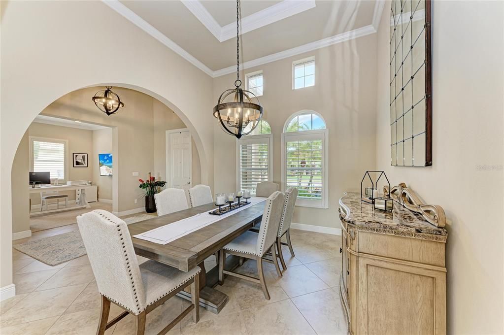 На продажу: $825,000 (4 спален, 3 ванн, 2649 Квадратных фут)