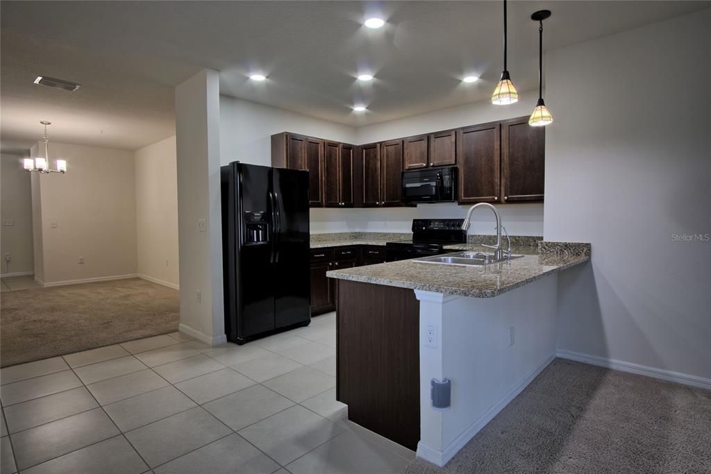 For Sale: $310,000 (3 beds, 2 baths, 1516 Square Feet)