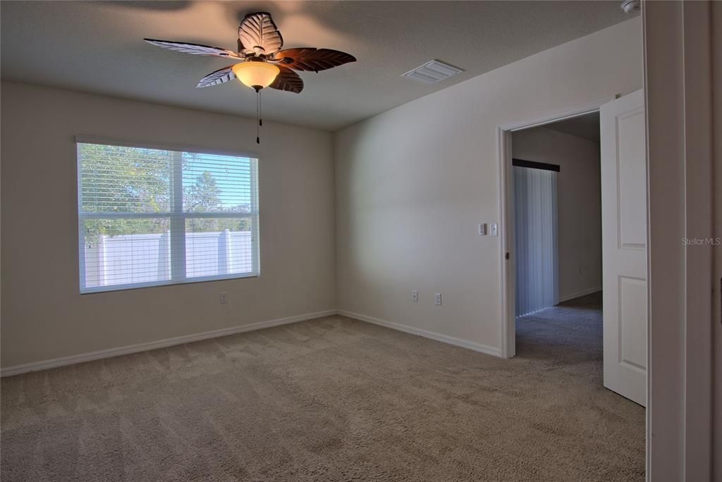 For Sale: $310,000 (3 beds, 2 baths, 1516 Square Feet)