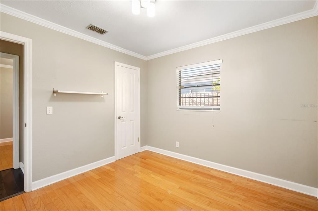 For Rent: $2,495 (3 beds, 2 baths, 1008 Square Feet)