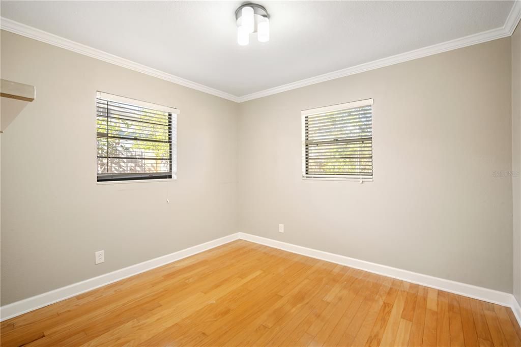 For Rent: $2,495 (3 beds, 2 baths, 1008 Square Feet)