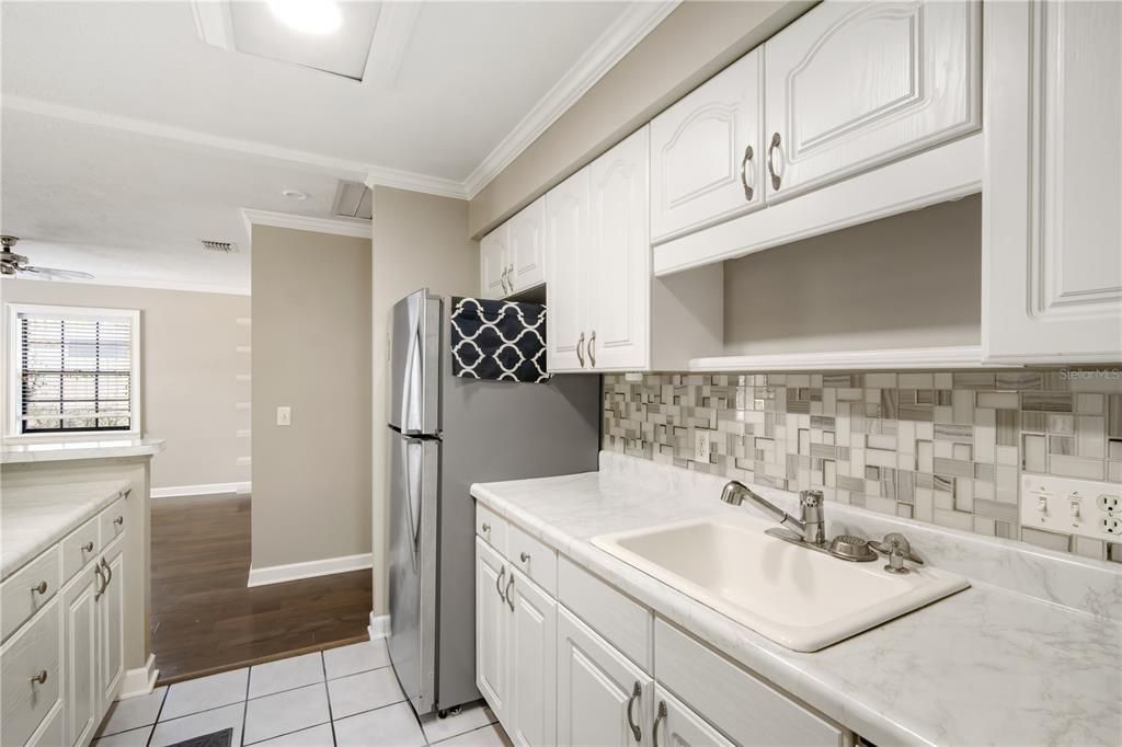 For Rent: $2,495 (3 beds, 2 baths, 1008 Square Feet)