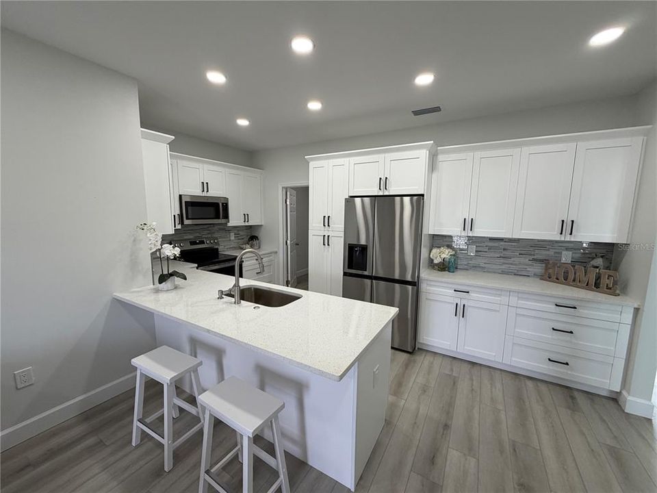 В аренду: $3,300 (2 спален, 2 ванн, 940 Квадратных фут)