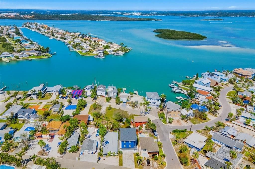 В аренду: $3,300 (2 спален, 2 ванн, 940 Квадратных фут)