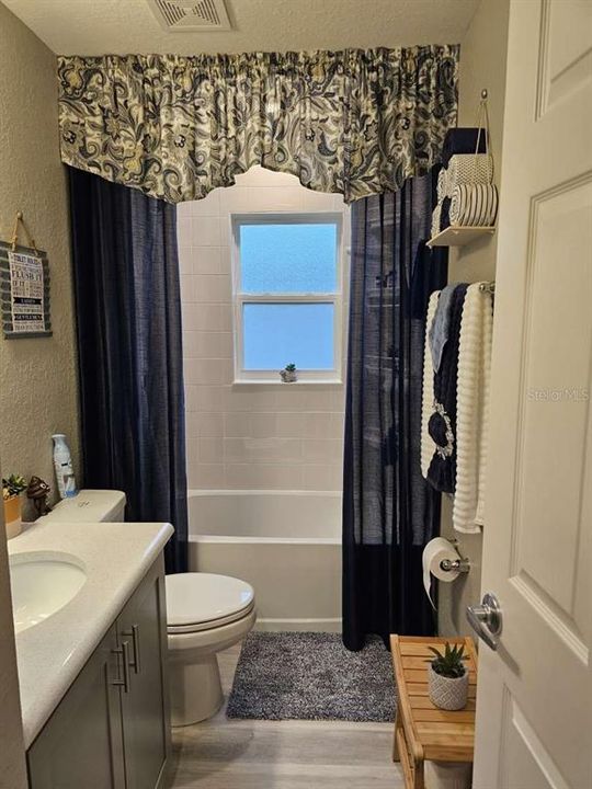 En Venta: $289,900 (3 camas, 2 baños, 1545 Pies cuadrados)